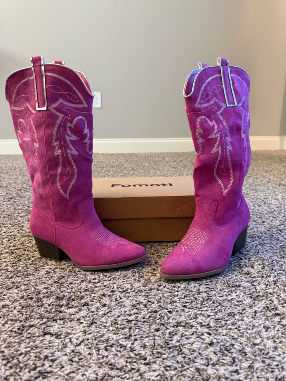 Women's Pink Suede Western Heeled Boots